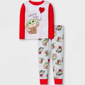 Baby Yoda Valentine’s Day pajama set